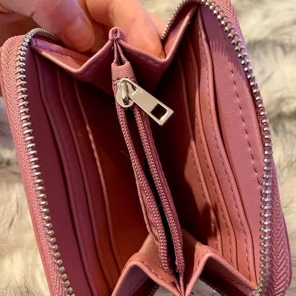 New WOT A New Day Small Zip Wallet - Picture 3 of 7